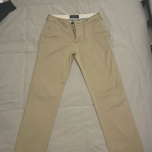 Abercrombie & Fitch Khakis - Picture 1 of 5